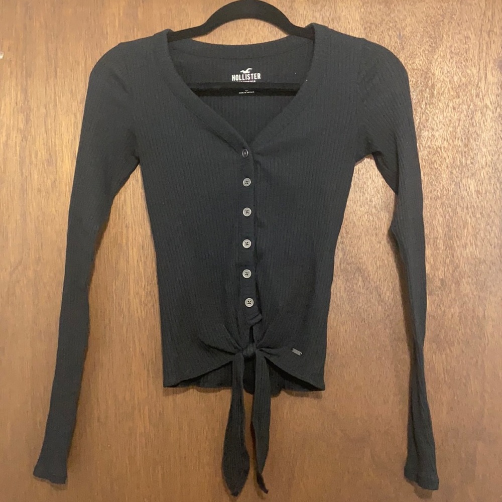 Hollister Tie-Front Top size: x-small
